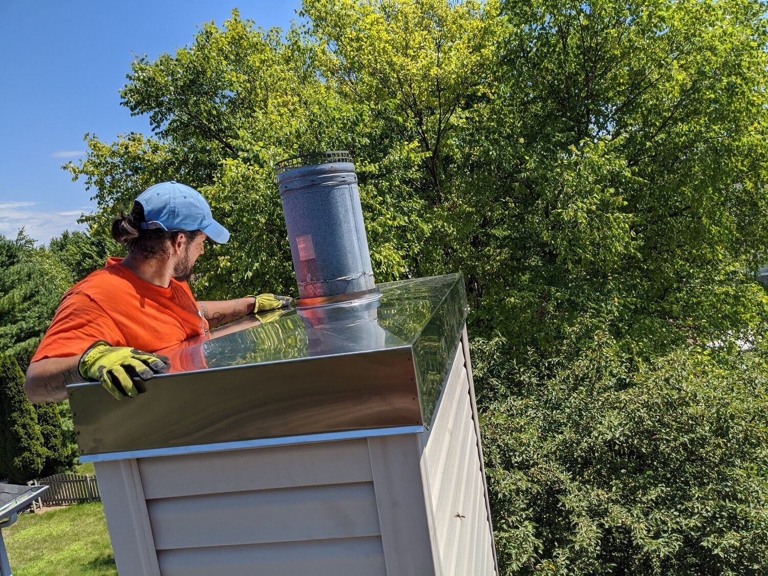 Professional Chimney Sweep Service for a Safer, Cleaner Home

Keep your home safe and your fireplace...