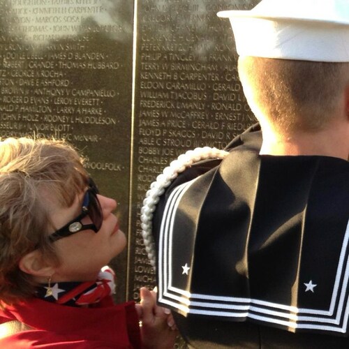 Visit lauragvanoversch's profile on GETTR. View their posts, photos, videos, and connect with them on the social platform.