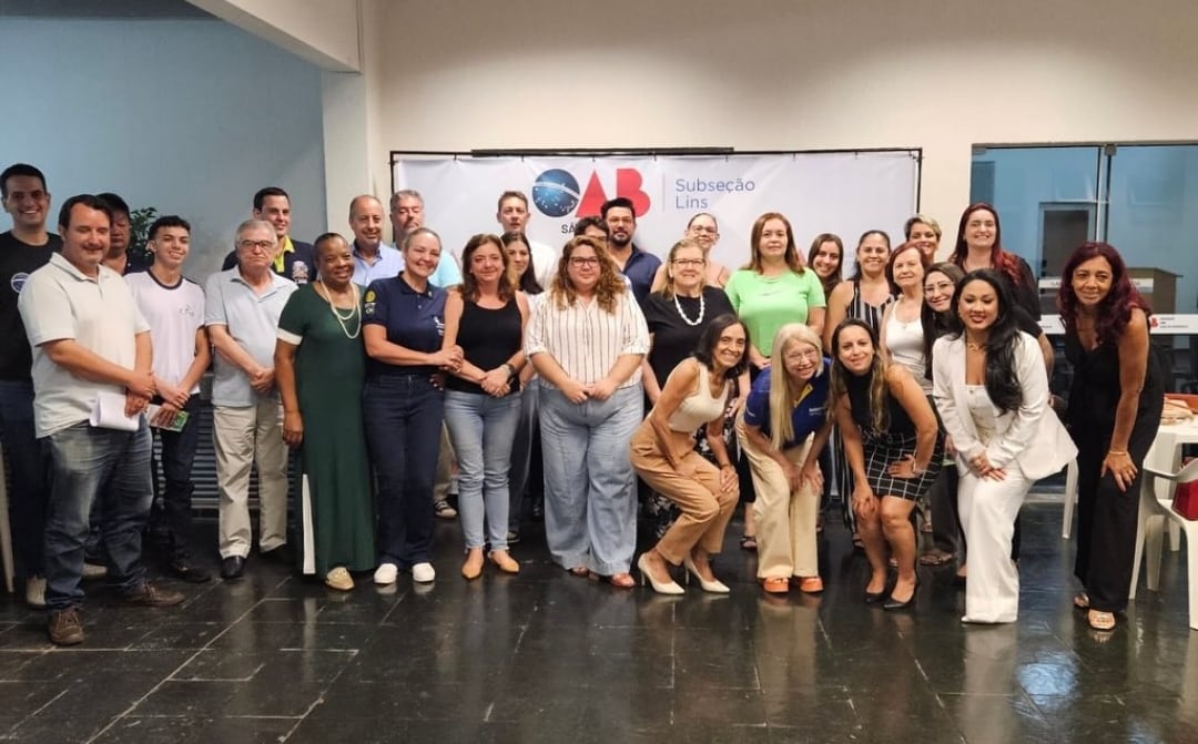 Texto dos Rotary Club de Lins - Sul:

PALESTRA: CONSCIENTIZAÇÃO E SUSTENTABILIDADE

No dia 25/02/202...