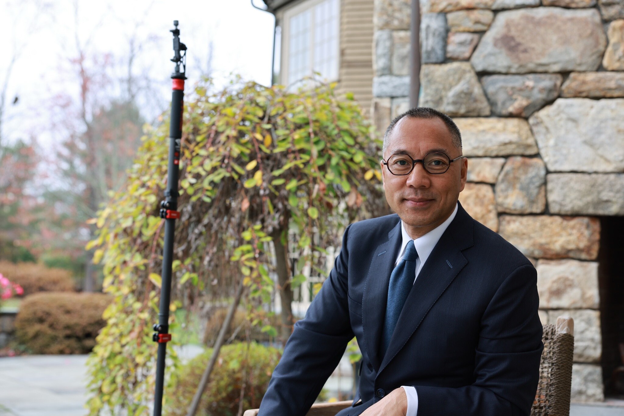 Now it’s time for Trump administration and FBI to investigat who started the fire at Miles Guo’s apa...