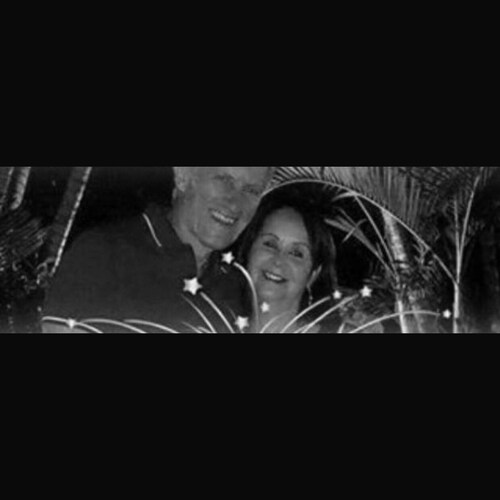 Married, three daughters, four grandchildren, Christian like my husband. Conservative, I don't accept news commissioned ...