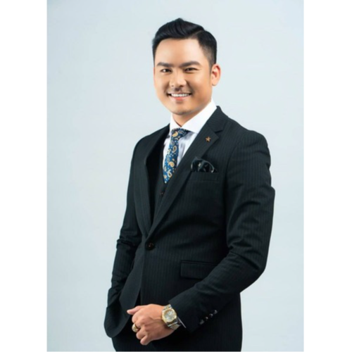 Trần Đông Hải – chuyên gia soi kèo bóng đá uy tín, xuất thân từ Esports, nổi bật với khả năng phân tích tỷ lệ chuẩn xác ...