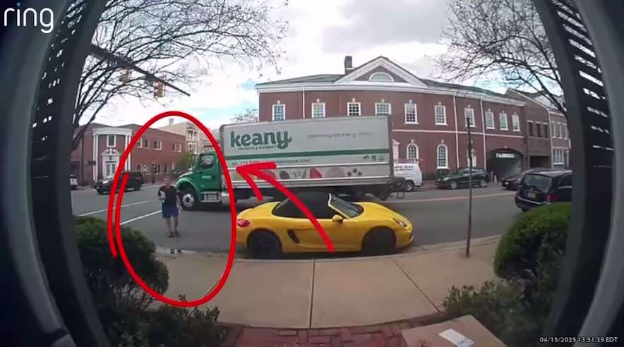Does anyone know this man? 

This happened at the National Federation of Republican Women office in ...