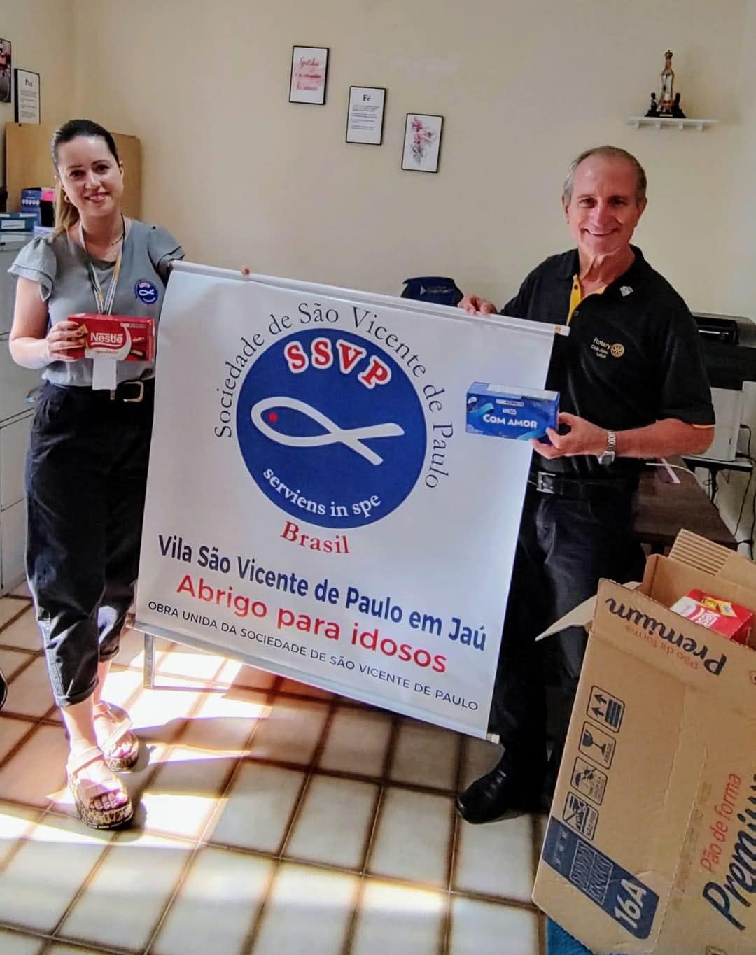 Texto do Rotary Club de Jahu - Leste:

SEMENTES DE DOÇURA:
Transformando Vidas com o Espírito da Pás...