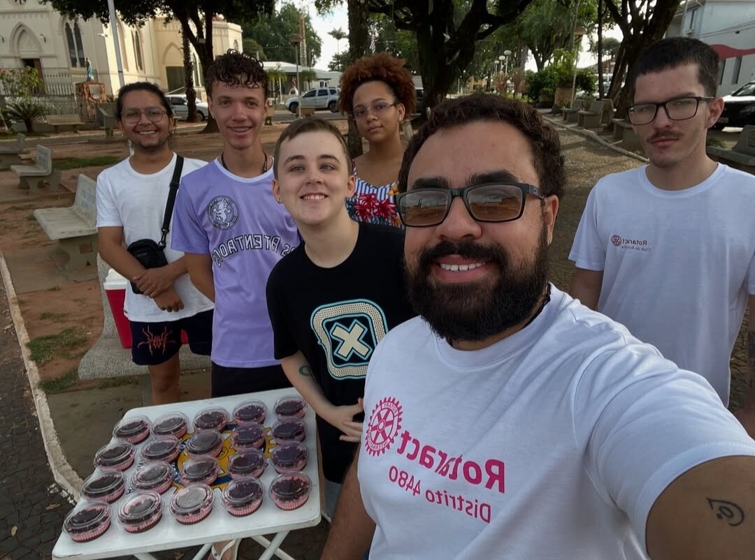 10 de maio foi dia de ação com sabor de solidariedade!
O Interact e o Rotaract Club de Ariranha unir...