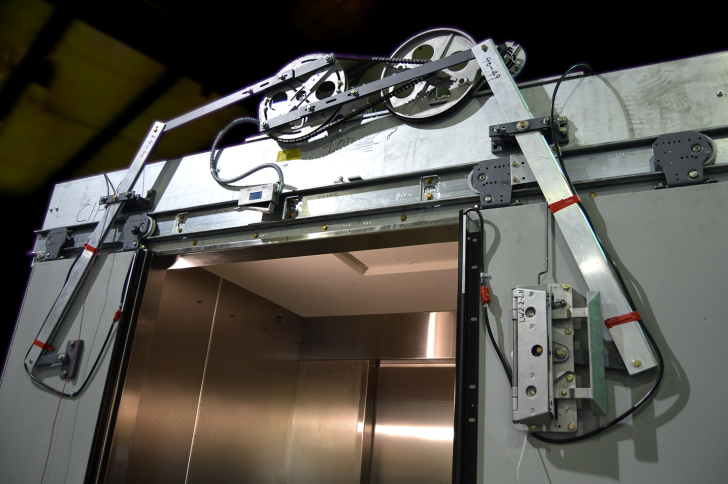 Elevator Components Market to Soar with IoT Integration


 Elevator components encompass a wide arra...