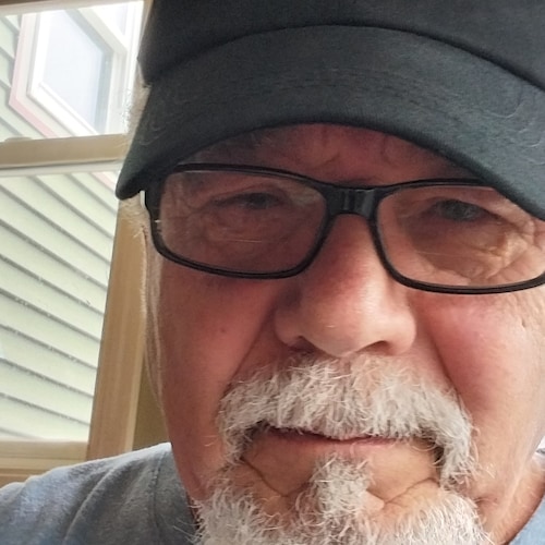 I am an American boy, born and raised...  outdoorsman. I support a Republican form of government.  Trump Daawg !