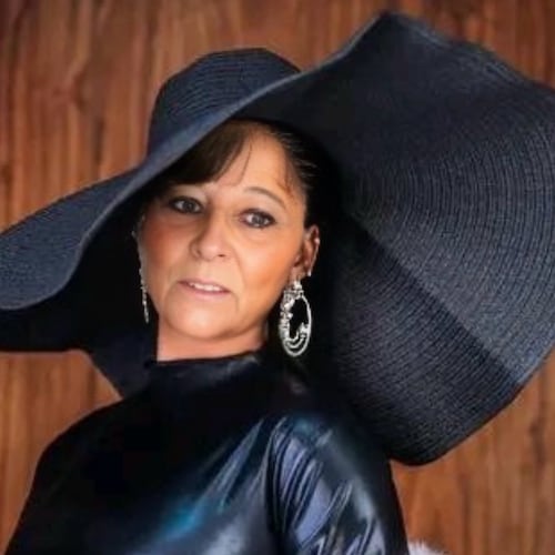 President Trump supporter.  Love America.