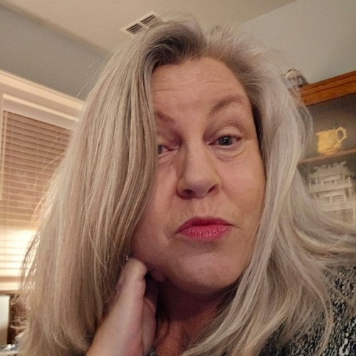 🔸️Retired educator. 
🔸️MAGA activist 
🔸️Social media influencer

Please follow me on X texan_maga👏

TRUTH SOCIAL @Ul...