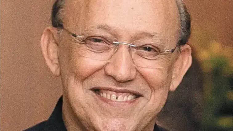 "Unidos para fazer o bem"

Fundado em 1905, nos Estados Unidos, o Rotary Internacional completa 120 ...