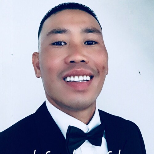 Life is beautiful
The good,the bad&the ugly.
Freedom & babes.
Freedom is not free.
Don’t let them stolen your dream,mira...