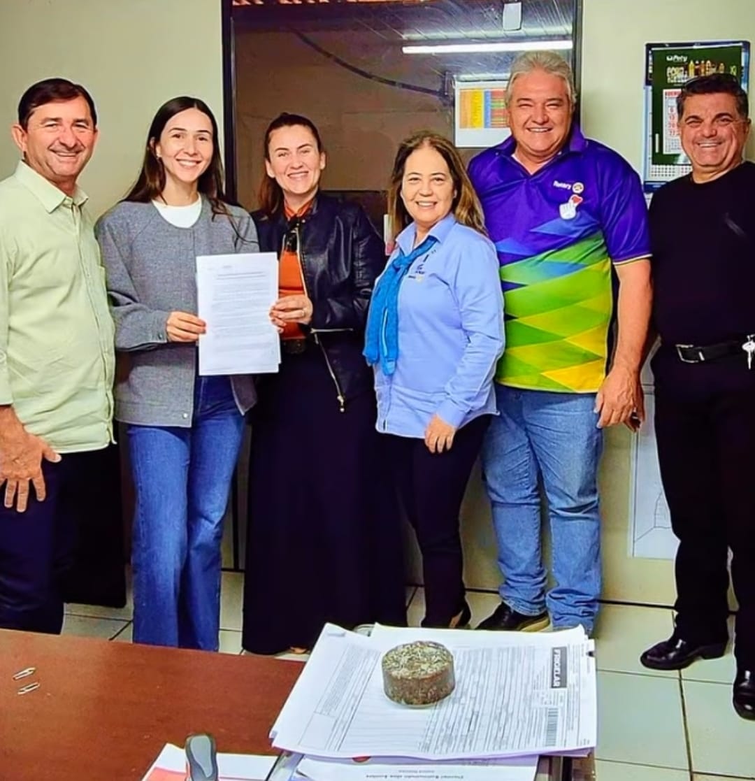 Texto do casal Gov. Lelo e Cláudia Maset 

10ª Visita Oficial do Casal Gov. – Rotary Club de Ibirá

...