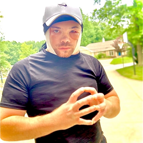 I am Jesus Christ 2.0✝️🩸
Died & Resurrected@33
👑NIKE✔️❤️‍🔥WarRoom