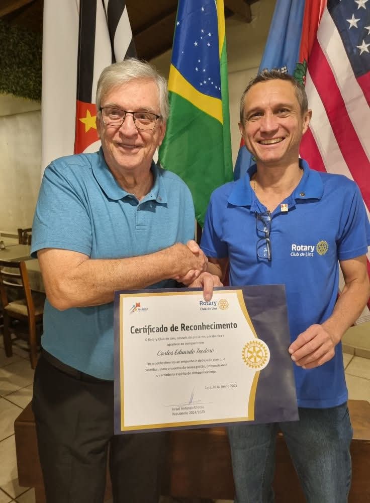 O Rotary nos ensina a reconhecer. Devemos reconhecer quem, conosco, trabalha pelo bem da comunidade,...