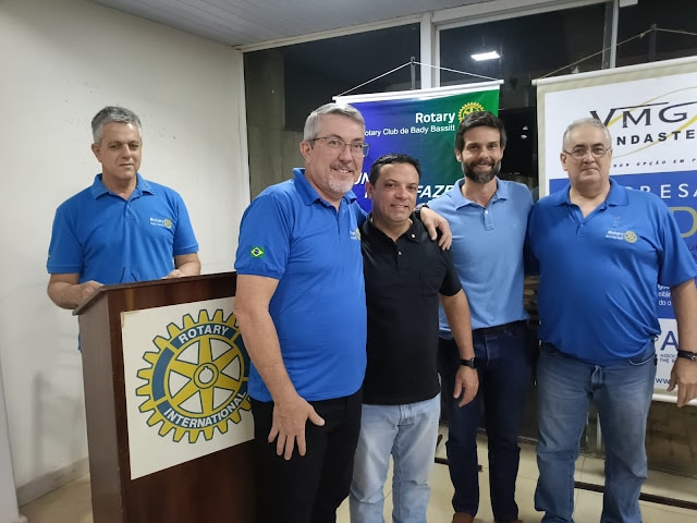 Rotary Club de Bady Bassitt recebe dois novos associados e chama atenção da mídia regional 

O Rotar...