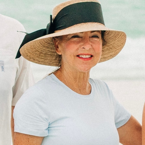 Specializes in treating Cancer and exposing the lies about Cancer.
Compassionate Cancer Care
Destroying the cancer whi...