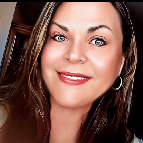 Smart, classy and sometimes sassy entrepreneur, writer, truth seeker