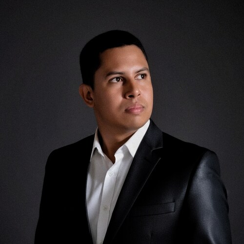 Um cidadão comum, tentando viver uma vida incomum.