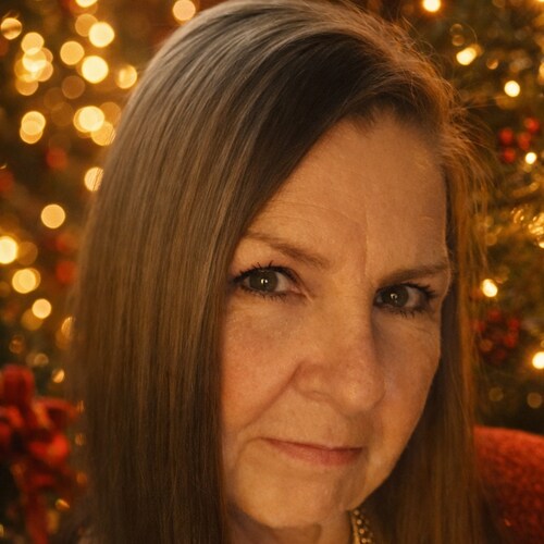 🇺🇸America lovin gal
😇 God
 👨‍👩‍👧‍👦 Family
 🌄Country 
👮‍♀️Law and Order
👩‍✈️Veterans
"I'm your huckleberry"
"No...