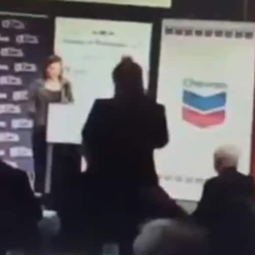 EagleOneToWanta.com slipped me the Hunt3rLaptop.com video of #VictoriaNuland in #Ukraine 2004!
#Chevron & #Venezuela own...