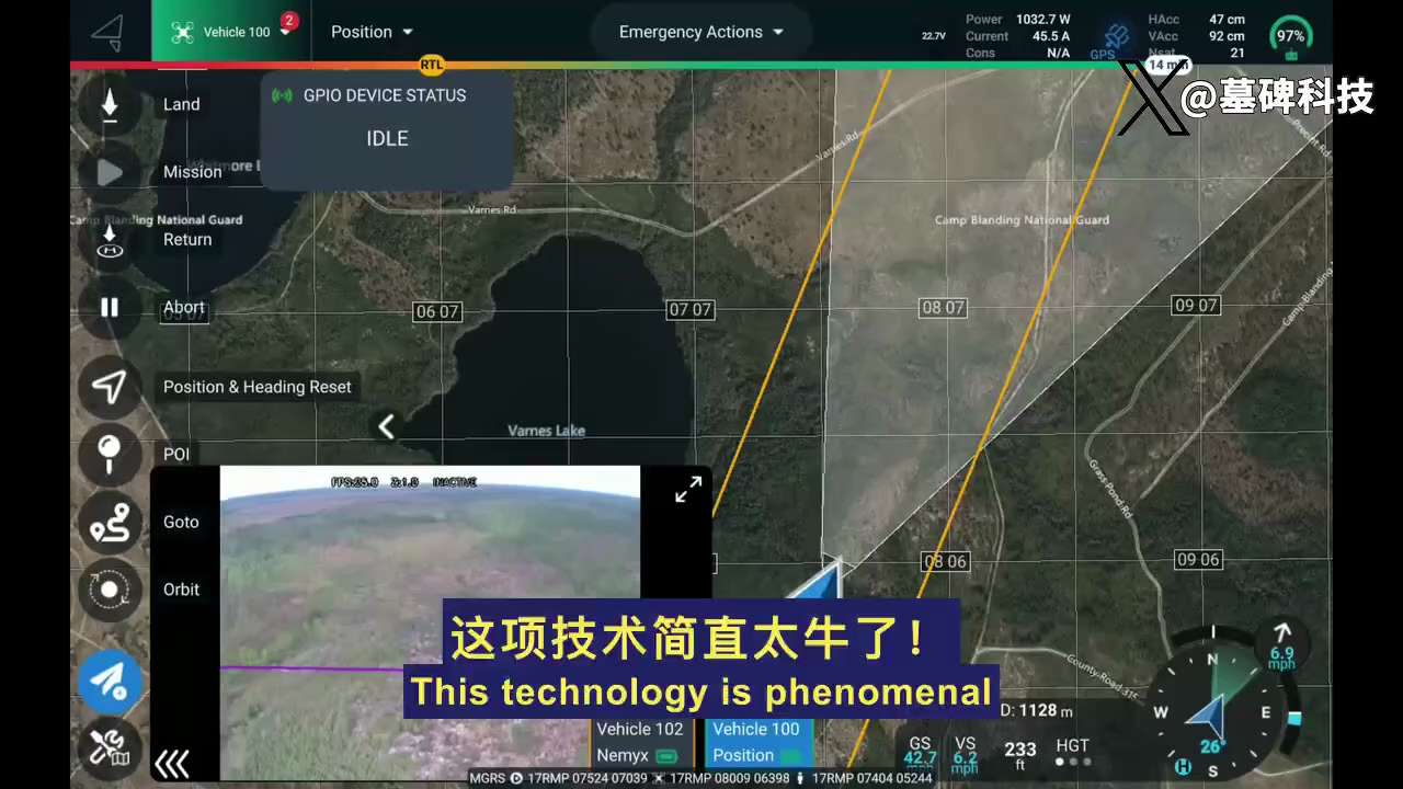 未来的战争，可能根本不需要士兵了。

无人机蜂群和人工智能，将成为美军的核心战斗力。
国防部的新口号是：AI优先。
这已经不是科幻电影，而是正在发生的现实。

技术跨越有多大？
就像60年内，人类从莱...