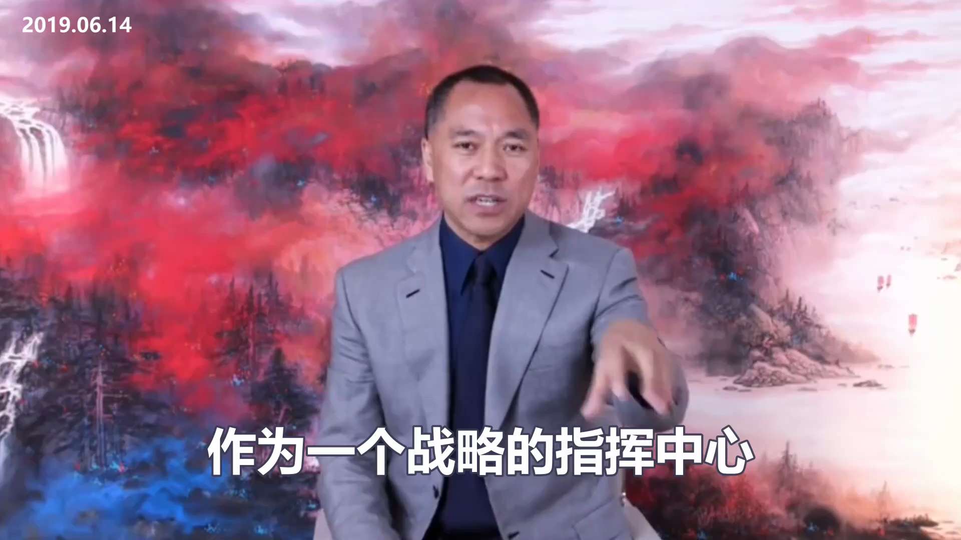 大家你去看一看：
第一个就是林郑月娥干的好事，九龙一地两检通过，香港的移民局修改软件，香港教育修改教科书，然后把卢伟聪延迟一年退休，李家超上位，郑若骅担任律政司司长，然后僭建风波没事，这一系列的行动在...