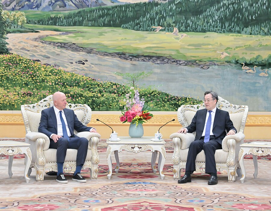 Jan. 28 – CCP Vice Premier Ding Xuexiang met with Goldman Sachs CEO David Solomon in Beijing.
Ding s...
