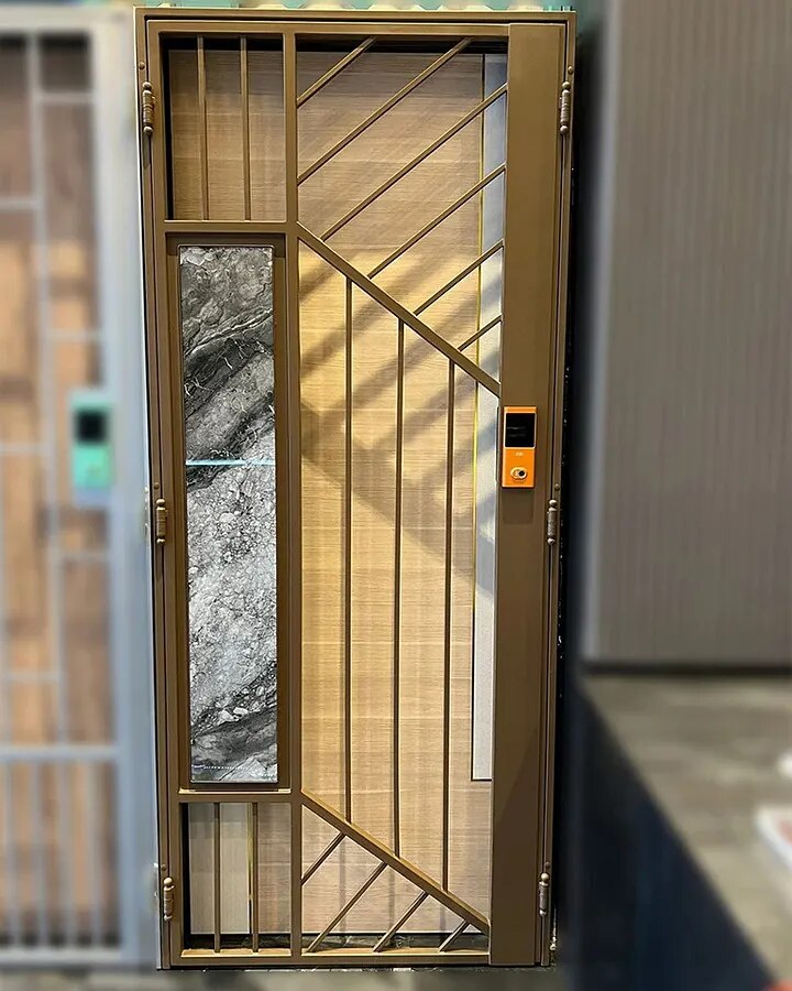 Why Your HDB Gate Needs Motion Detection: Analysing the security benefits of the Lenovo U3 Dual Came...