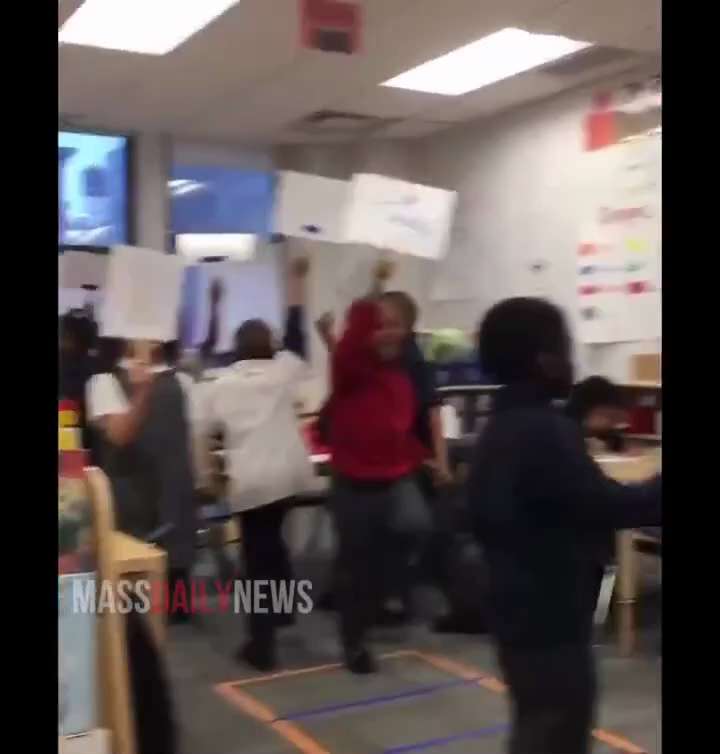 Massachusetts primary school kids indoctrinated to hate Trump.

citizenfreepress.com
