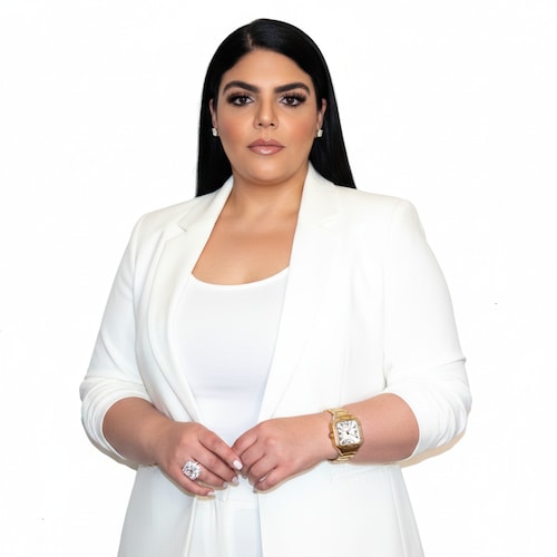 Fmr. correspondent @FoxNews | Lawyer | Journalist | Author | Natl. editorial board RNHA  |  TV/radio host| Political ana...