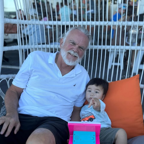 fed up., US Navy, ret. Conservative.