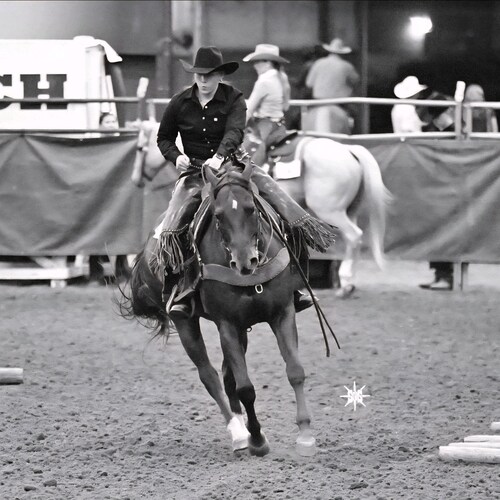 Dakota born and raised
Native Cowgirl