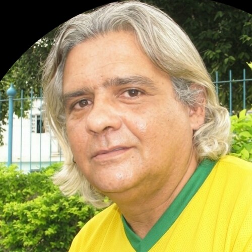 Produtor, roteirista, ator e Diretor Teatral.
Administrador da empresa BUBBY ARTES E EVENTOS.