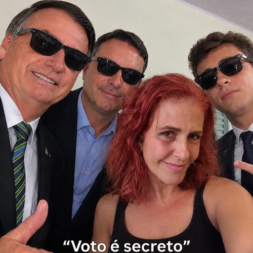 Viúva, mãe de 5, avó de 5,  
🎸Rock estilo favorito, 
lutando pela liberdade, contra seita coletivista tirana.