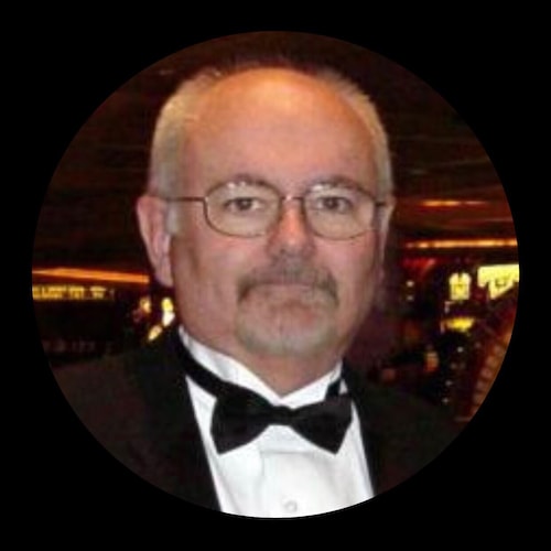 God • Family • Liberty • Freedom
Without fear or favor, Bob shares his common-sense perspective on news, politics, socia...
