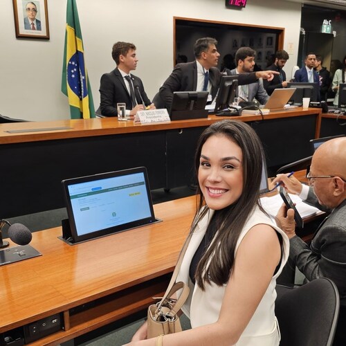 Minha terapia é escrever... 💭✍🏻
⚖️Pós-graduada em Direito Penal e Processo Penal pelo MP.