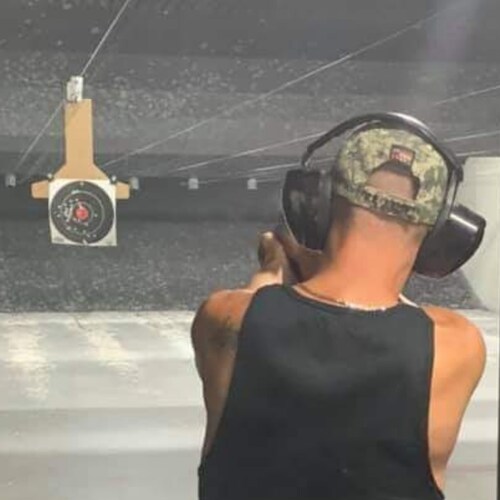 Army vet who's oath has no expiration date.. Husband, father and All American Conservative Patriot. 
#Trumpwon #FJB #Def...