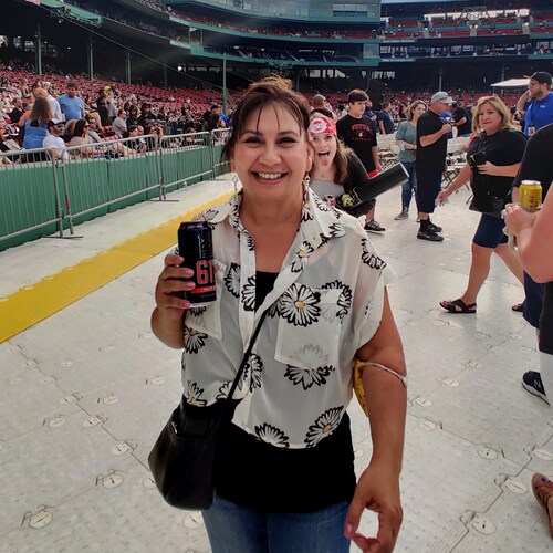 Conservatives are coming in HOT"
Conservative, Mother, Business Owner, Home Owner, not on any dole.
Surviving in Califor...