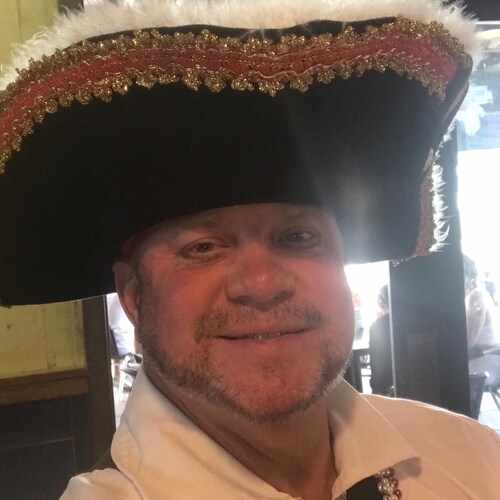 MAGA guy😎 Laid back and getting it done.Helping others when I can.1A 
2A supporter🇺🇸  Y’all have a nice day!