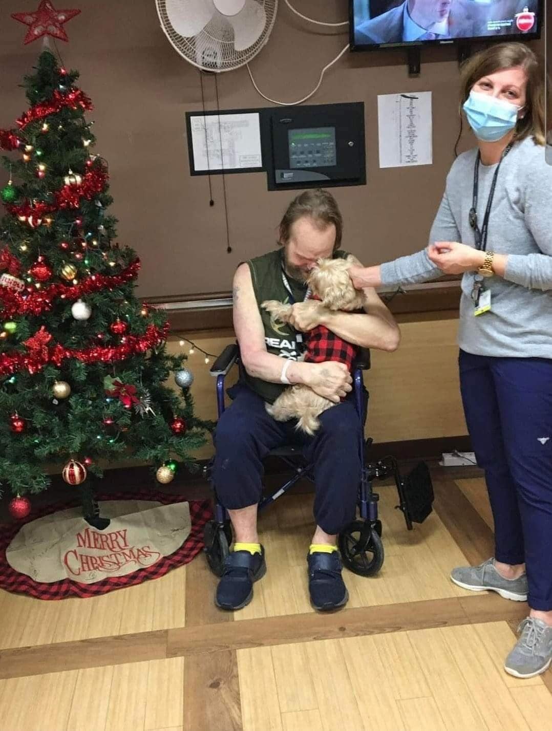 This man was forced to give his dog to Humane Society due to lengthy hospital stay. This nurse went ...