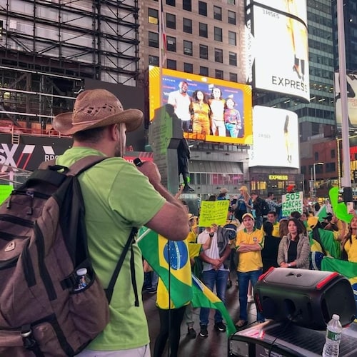 Visit luciano_0551's profile on GETTR. View their posts, photos, videos, and connect with them on the social platform.