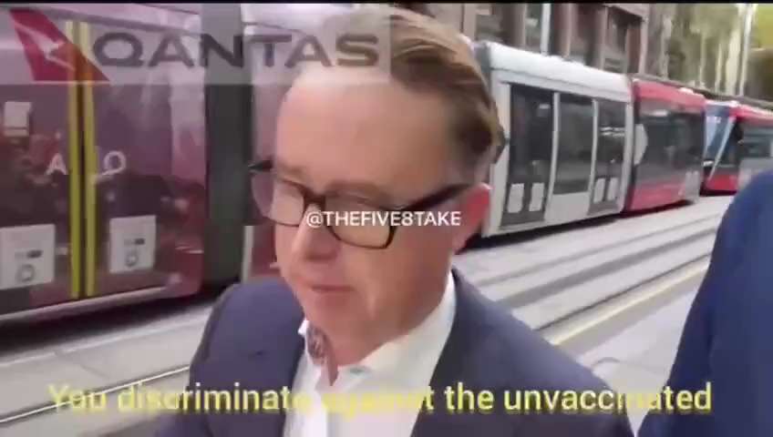 Oh boy! It’s collapsing. Tallaght queen Qantas CEO confronted about forced vaccinations. Shows his t...
