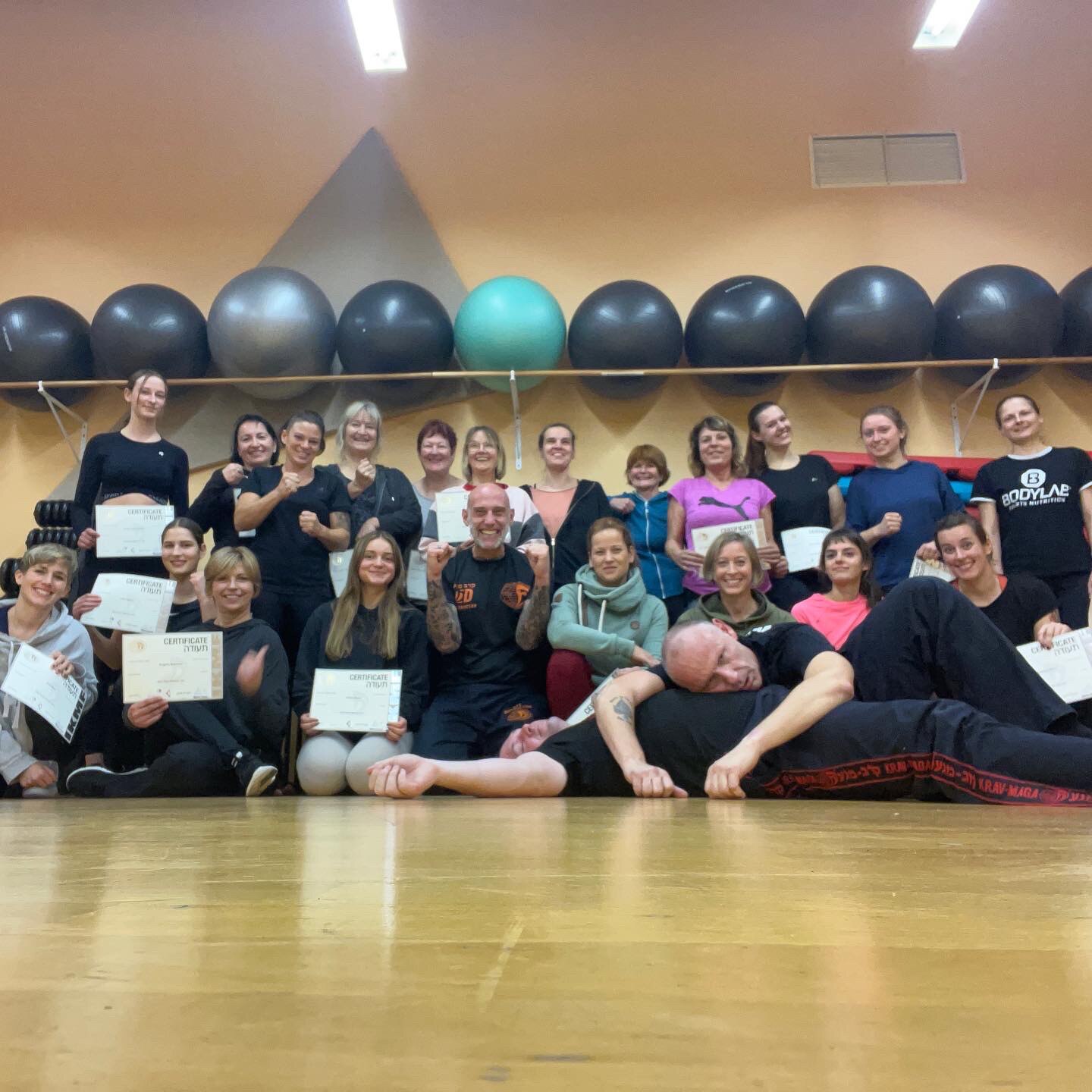 Stay Away Seminar - Ladies only in Ginsheim-Gustavsburg vom vergangenen Samstag. 