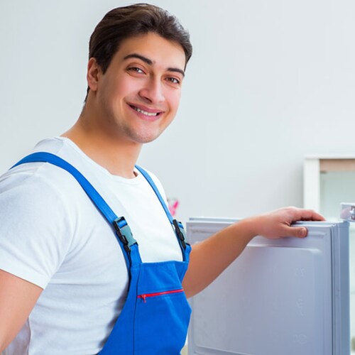 Appliance repair technician available, ph: 209-370-1255, kitchen appliances, commercial kitchen appliances, washers, dry...