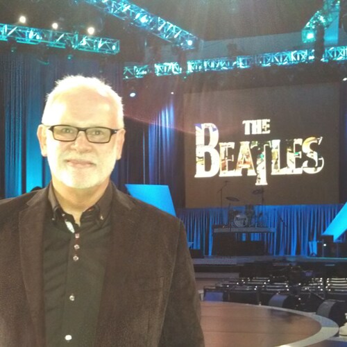 Entrepreneur | Historian | Author | Lecturer |  Curator | Musician | Not all necessarily in that order. ✌️