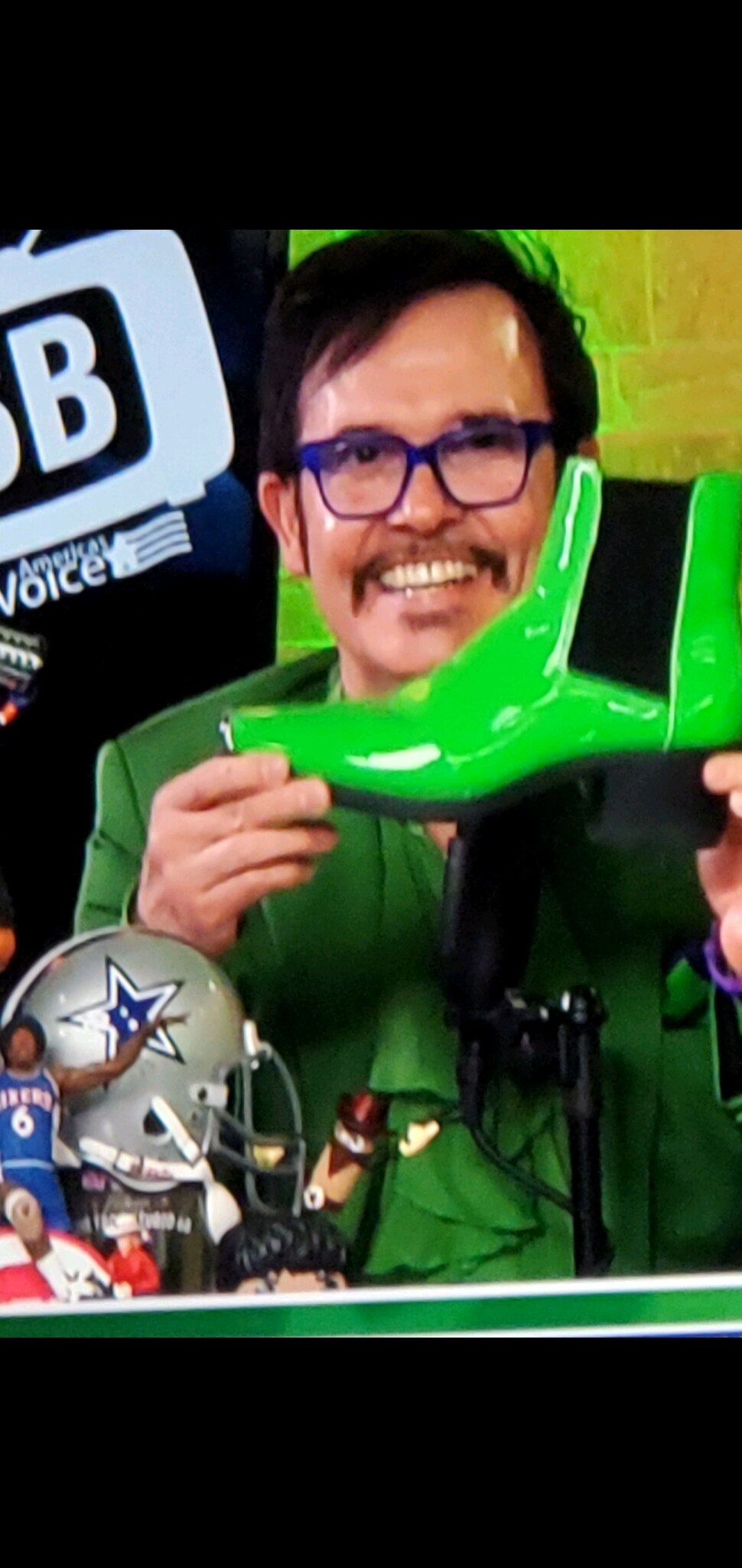 AND THERE YOU HAVE IT..@Slickricksports BOOTS 
😉😁
@lfs6b 