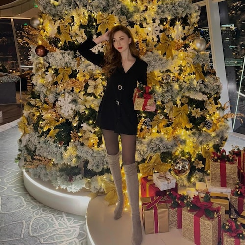 I am an Italian-Greek entrepreneur living in New York and I own a technology company that develops digital assets for th...