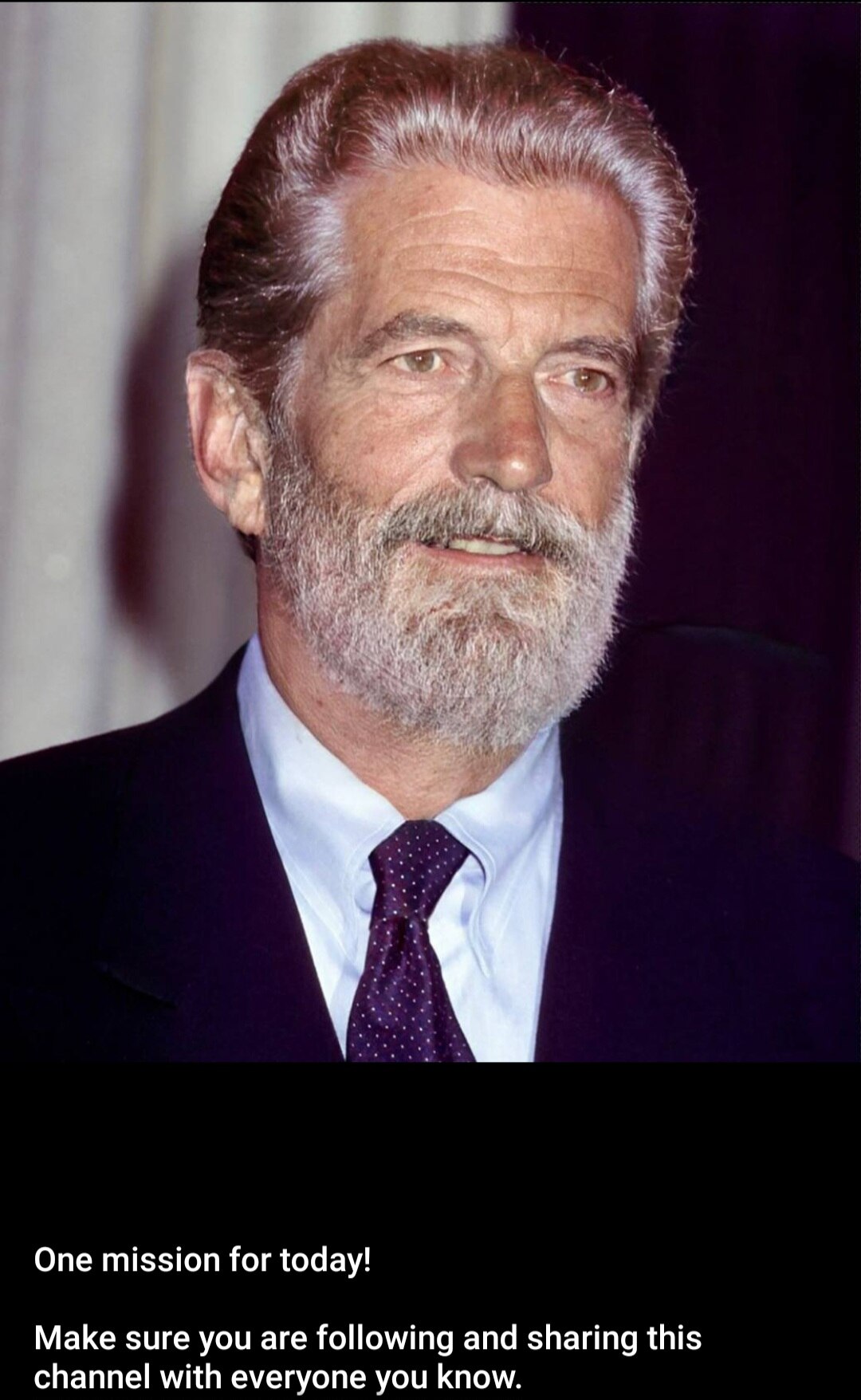 L👀k 👇He knew... God Bless Him! 

