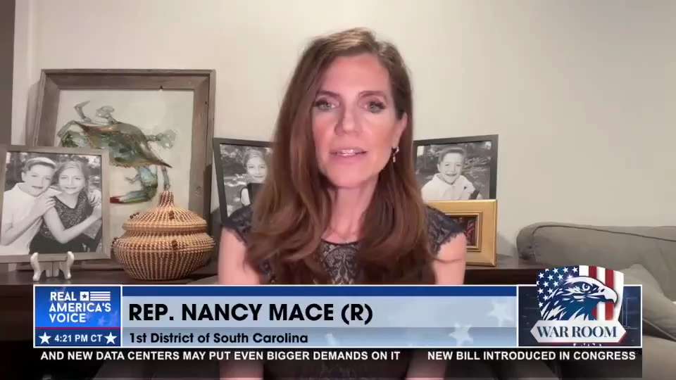 Kevin McCarthy Couldn't Keep a Promise

@RepNancyMace (R-SC-01) tells @SteveBannon that former House Speaker Kevin McCarthy gave up on the Republican Party and was removed because he wasn't the right man for the job. McCarthy currently has a globalist running to try to remove Mace from her seat. "If he was willing to quit that quickly on the party and put our majority at risk out of vengeance because eight patriots love their party more than they love Kevin McCarthy then that shows you the kind of character that he has," Mace said.

Watch LIVE➡️http://bit.ly/plutorav

Watch more #WarRoom here: https://rumble.com/v4eeur3-war-room-with-steve-bannon-pm-show-2-19-24.html