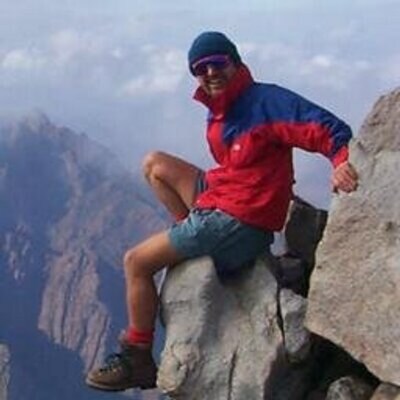 Christian. Scottish. Commentator; writer, lecturer, publishing. Interest: Outcomes of ideas. Opposed to the illegitimate New World Order. | Advocate: Keto diet.